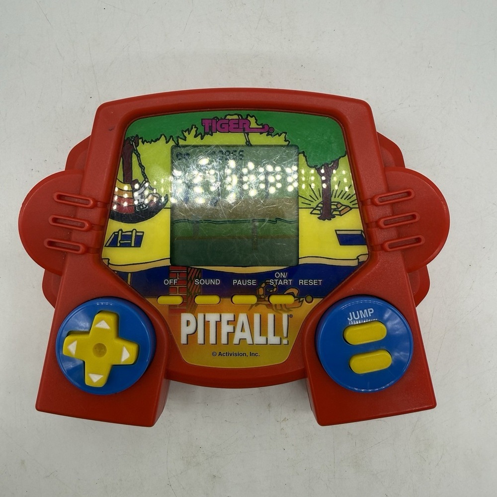 Tiger Electronics Arcade Classic Pitfall 1998 Handheld Game Works Vintage Toy